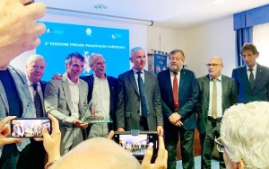 Premio Panathlon Sardegna 2023 a Gianfranco Zola - Area 13 Sardegna