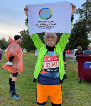 Distrito Brasil - Aos 78 anos, Hermes Elias de Moura se prepara para correr a 100ª São Silvestre